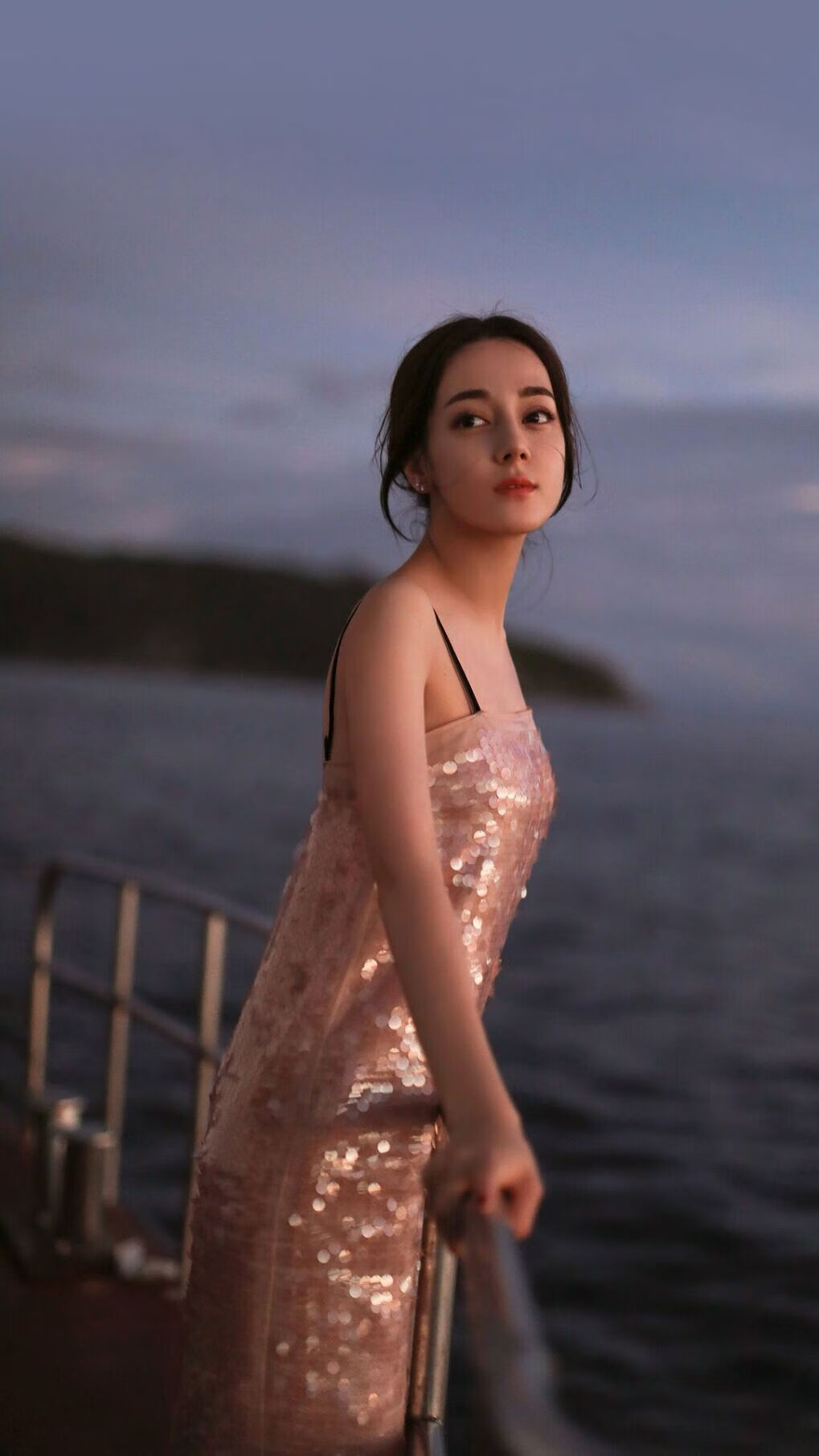 光明记忆未来之战争霸赛,精彩战况持续升温,未来战士之光明圣战